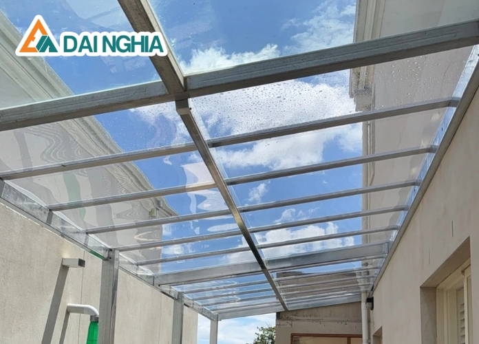 Kinh nghiệm chọn mua tấm poly đặc với độ dày phù hợp