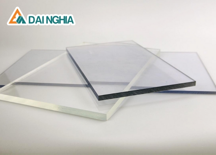Tấm Poly đặc 4.5mm cho công trình công cộng