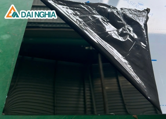 So sánh tấm inox 0.6mm và 0.5mm