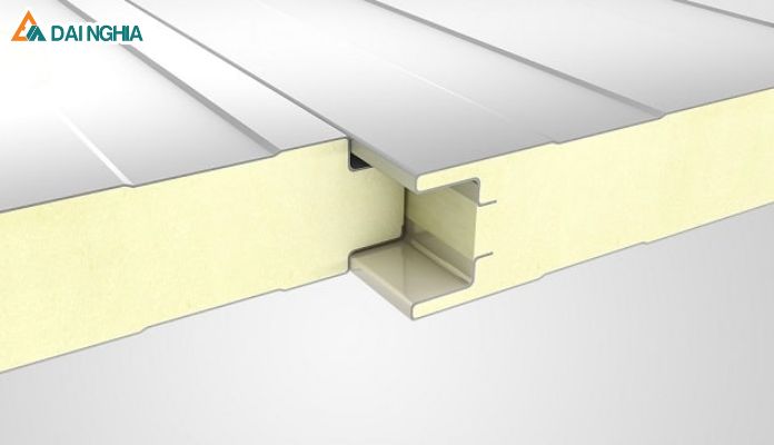 Hướng Dẫn Thi Công, Lắp Đặt Vách Ngăn Panel Cách Nhiệt Đúng Kỹ Thuật 4 Lắp đặt tấm Panel cách nhiệt