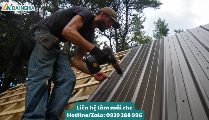 Tổng Hợp Các Mẫu Mái Che Tôn Rẻ Đẹp - Uy Tín Quận 7 5 Thi công mái che hiên nhà bằng tôn đơn giản, nhanh gọn