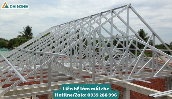 Phần kèo và khung lợp mái