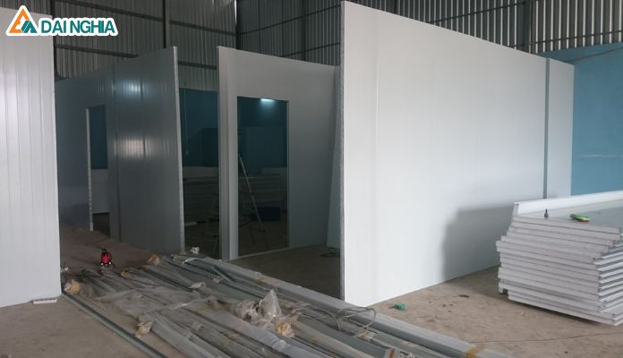 Báo Giá Thi Công Vách Ngăn Panel Cách Nhiệt Tại Quận 7 6 Thi công vách ngăn Panel - xưởng Đại Nghĩa