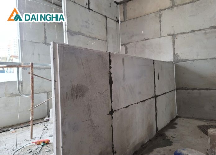 So Sánh Tấm Bê Tông Nhẹ Với Bê Tông Truyền Thống 5 be tong nhe la gi dac diem va uu diem noi bat 11