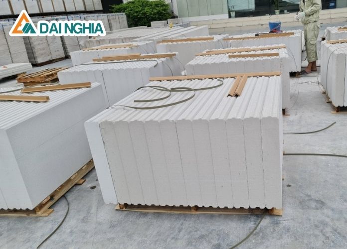 So Sánh Tấm Bê Tông Nhẹ Với Bê Tông Truyền Thống 8 be tong nhe la gi dac diem va uu diem noi bat 7