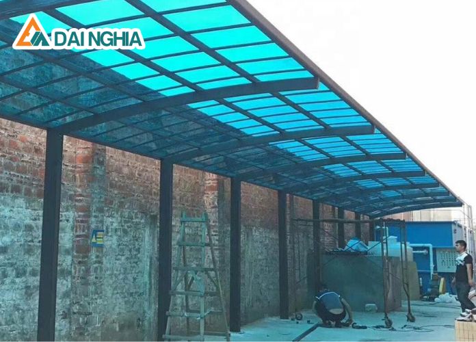 Cách Lựa Chọn Tấm Poly Lấy Sáng Phù Hợp Với Nhu Cầu Sử Dụng 7 cach lua chon tam poly lay sang phu hop 12