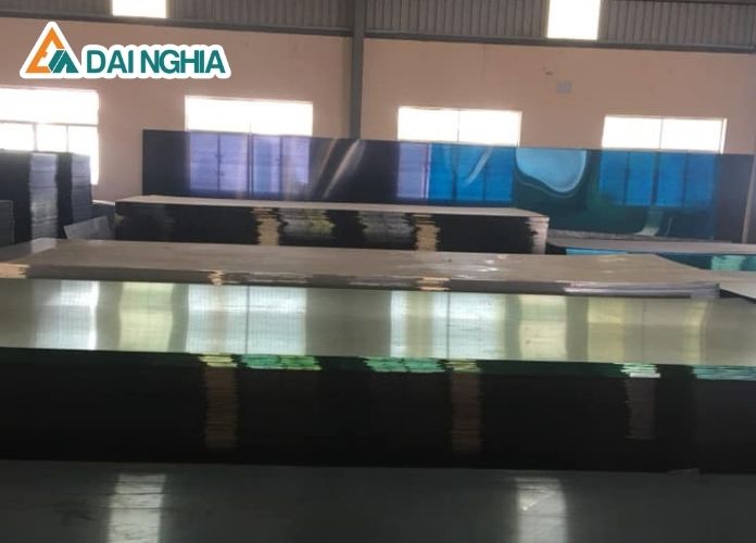 Báo Giá Tấm Poly Lấy Sáng: Các Yếu Tố Ảnh Hưởng Đến Giá Thành 8 cach lua chon tam poly lay sang phu hop 18