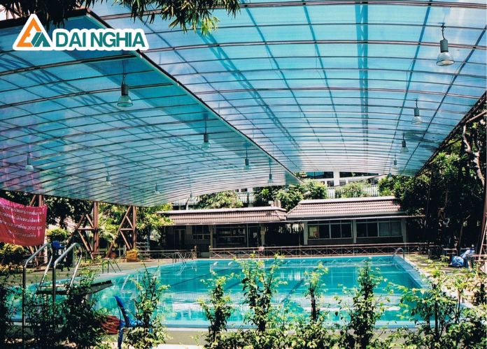 Cách Lựa Chọn Tấm Poly Lấy Sáng Phù Hợp Với Nhu Cầu Sử Dụng 6 cach lua chon tam poly lay sang phu hop 9