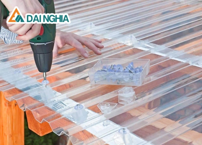 Cách tăng độ bền của tấm Poly thông minh