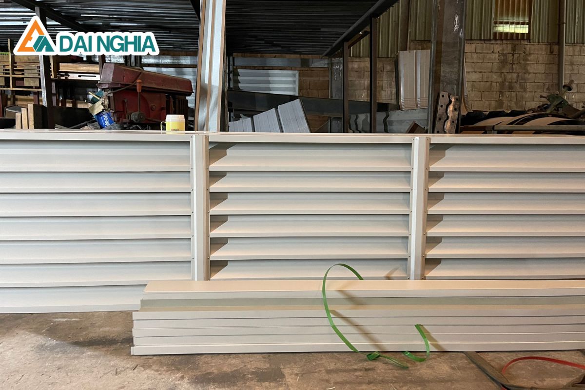 Chuyên Cung Cấp Lam Gió Nhà Xưởng, Cửa Chớp Thông Gió Làm Mát Quanh Năm 11 chuyen cung cap lam gio nha xuong lam mat