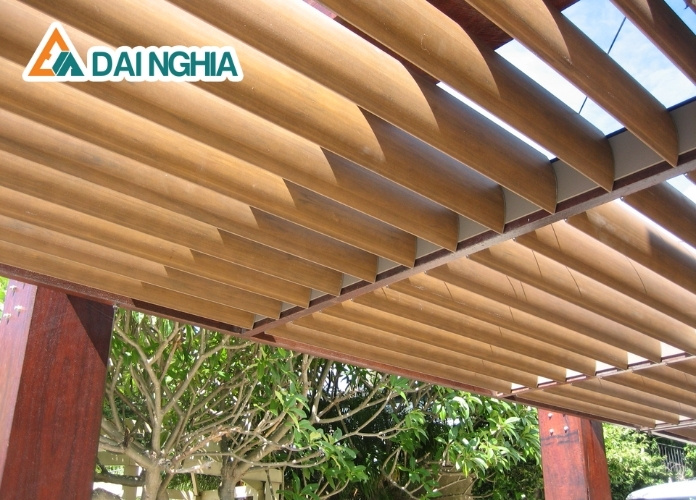 Lam Gió Gỗ Nhựa Ngoài Trời - Vừa Che Nắng Vừa Trang Trí 6 Giá lam gió gỗ nhựa trên thị trường