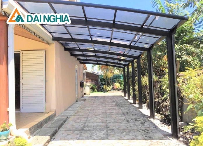 10 Mẫu Mái Che Tấm Poly Cực Đẹp Mới Nhất 2025 13 10 Mẫu Mái Che Tấm Poly Cực Đẹp Mới Nhất 2025