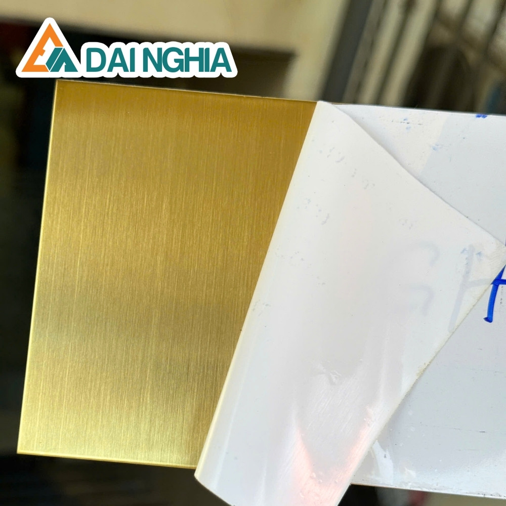 mua-tam-inox-mau-vang-o-dau-uy-tin-1.jpg