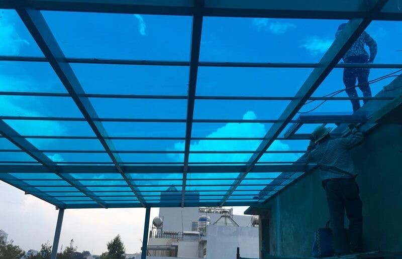 Mái hiên nhựa lấy sáng 4 mua tam lop lay sang o dau 3