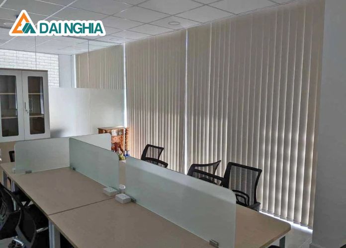 Rèm Tổ Ong Là Gì? Ưu Điểm Nổi Bật Và Cách Sử Dụng 10 rem to ong la gi uu diem noi bat cach su dung 11