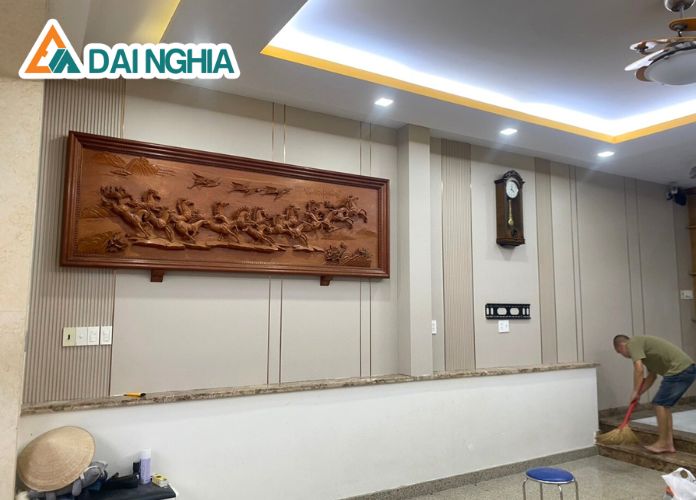 Tấm Ốp Than Tre Có Chống Nước Không? Giải Đáp Từ A-Z 1 so sanh tam op than tre va go cong nghiep 22