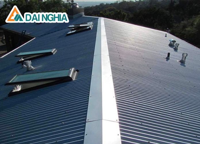 Quy Trình Lắp Đặt Tôn Nhựa PVC Đúng Kỹ Thuật 4 su dung ton nhua pvc cho cong trinh xay dung 16