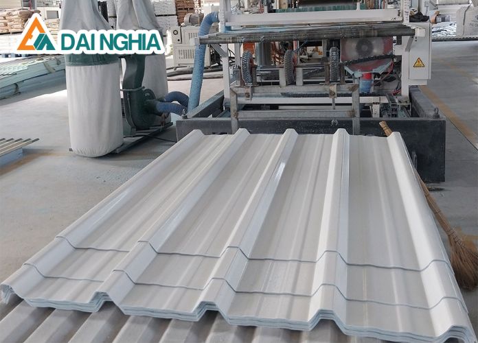 Cách Lựa Chọn Tôn Nhựa PVC Phù Hợp Cho Các Công Trình Xây Dựng 1 su dung ton nhua pvc cho cong trinh xay dung 29