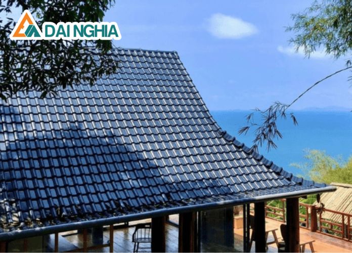 Bảo Dưỡng Và Vệ Sinh Tôn Nhựa PVC Để Kéo Dài Tuổi Thọ 7 su dung ton nhua pvc cho cong trinh xay dung 9