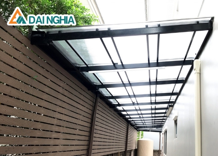 Tấm Lợp Lấy Sáng Loại Nào Tốt? Gợi Ý Vật Liệu Lấy Sáng Bền Đẹp 2 Tiêu chí để chọn tấm lợp lấy sáng loại nào tốt