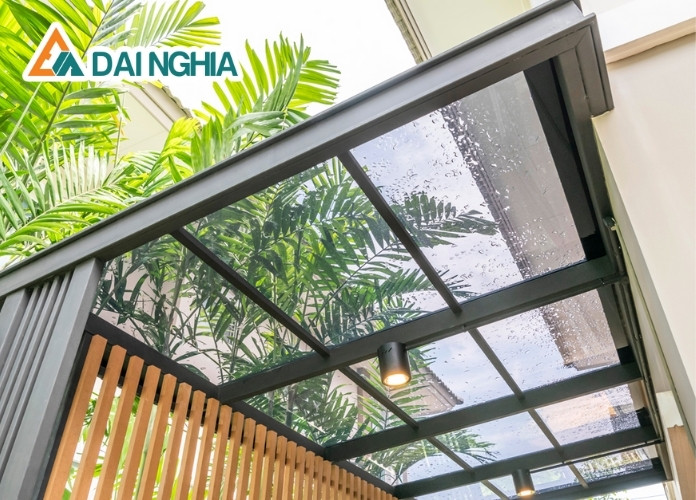 Tấm poly lấy sáng cách nhiệt