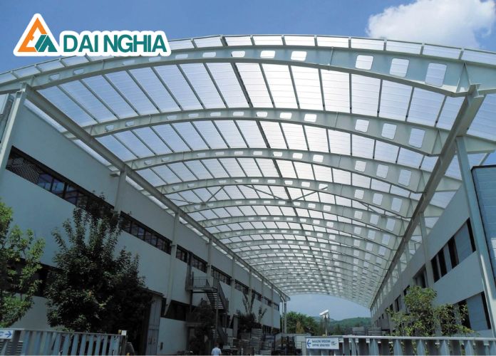 Tấm Polycarbonate Có Bền Không? 5 Ưu Điểm Nổi Bật 10 tam polycarbonate dac ruot va ung dung da dang 21