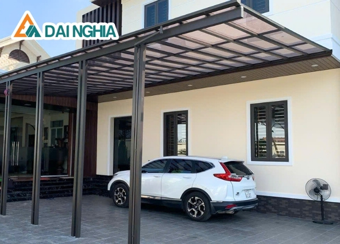 Tại Sao Nên Chọn Giải Pháp Mái Vòm Nhà Xe Tấm Polycarbonate 2 Ưu điểm của giải pháp mái vòm nhà xe tấm Polycarbonate