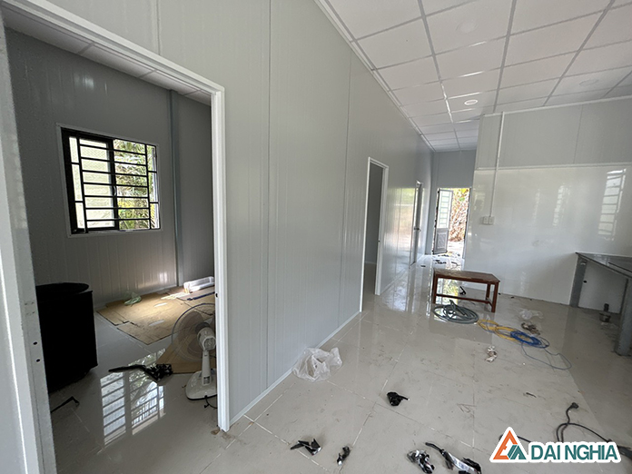 Báo Giá Chi Tiết Tấm Panel Cách Nhiệt Cách Âm Và Phụ Kiện Panel 2 vách ngăn panel