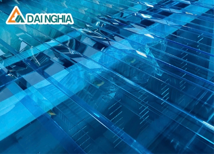 Báo giá tấm poly 9 sóng vuông dày 1mm