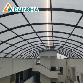 Mua tấm Poly đặc 2.2mm trắng sữa giá tốt ở đâu?