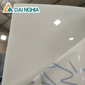 Tấm Poly đặc 1.6mm màu trắng sữa nhập khẩu Đài Loan