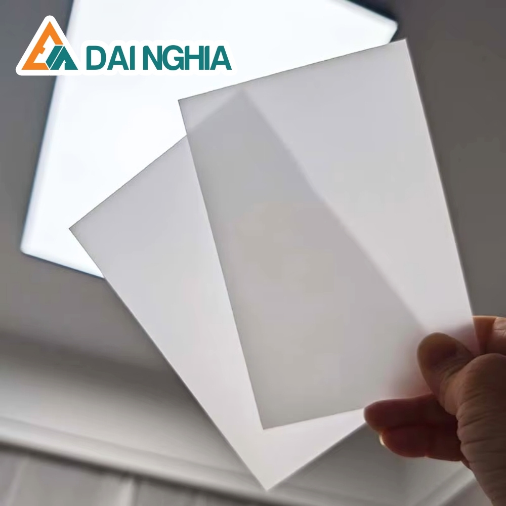 tam-poly-dac-2-2mm-trang-sua-co-cau-tao-nhu-the-nao Tấm Poly đặc 2.2mm trắng sữa có cấu tạo như thế nào?