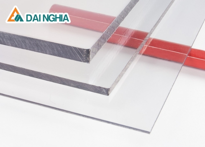 Tấm Poly 1.6mm màu trắng trong Thái Lan