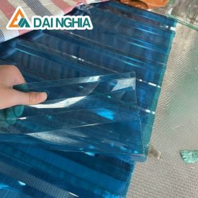 Ưu điểm của tấm Poly 9 sóng vuông dày 0.8mm là gì?