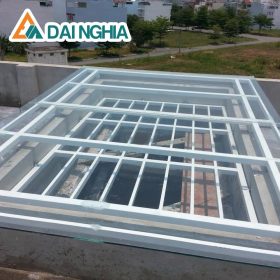 Ưu điểm và hạn chế của Poly dày 2.4mm