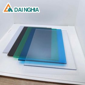 Ưu điểm và nhược điểm khi sử dụng tấm Poly dày 2.2mm