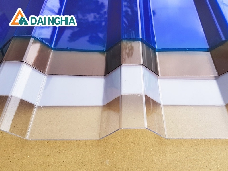 Công ty Đại Nghĩa cung cấp tấm Poly sóng 0.8mm xanh biển