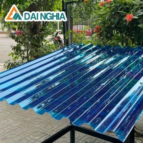 Công ty Đại Nghĩa cung cấp tấm Poly sóng 0.8mm xanh biển