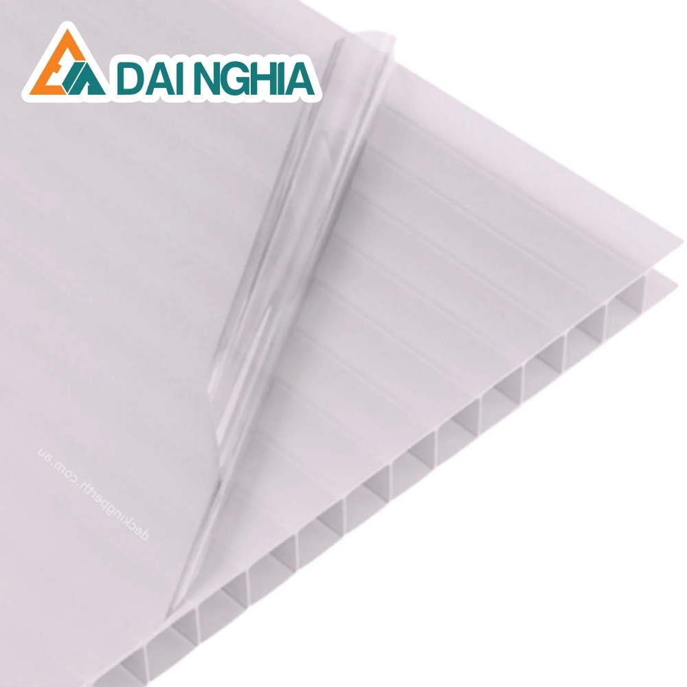 tam-poly-rong-5mm-bac-la-gi (1) Tấm Poly rỗng 5mm bạc là gì?