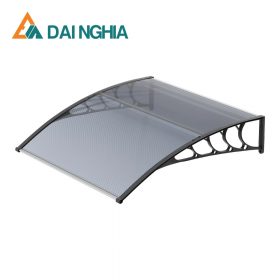 Tính năng nổi bật của tấm Poly rỗng 5mm khói