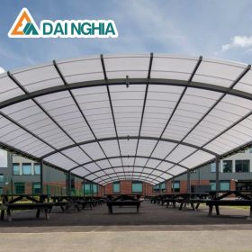 Ưu điểm nổi bật của tấm Poly rỗng 5mm bạc