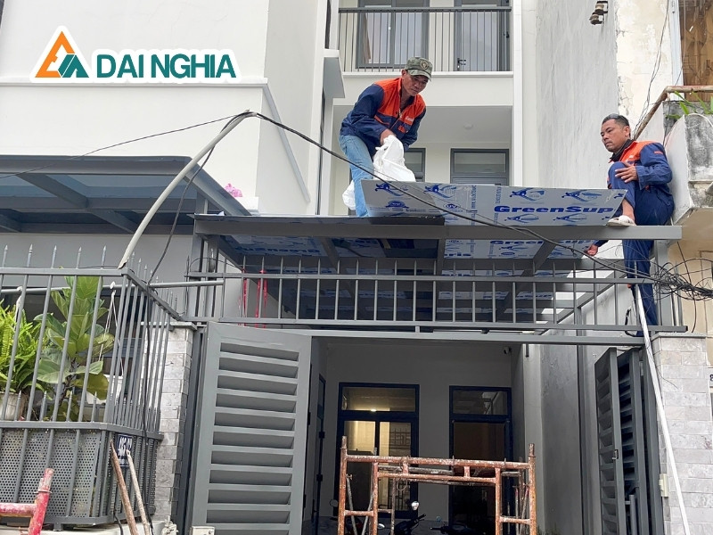 Hướng Dẫn Lắp Đặt Tấm Polycarbonate 8 Bước