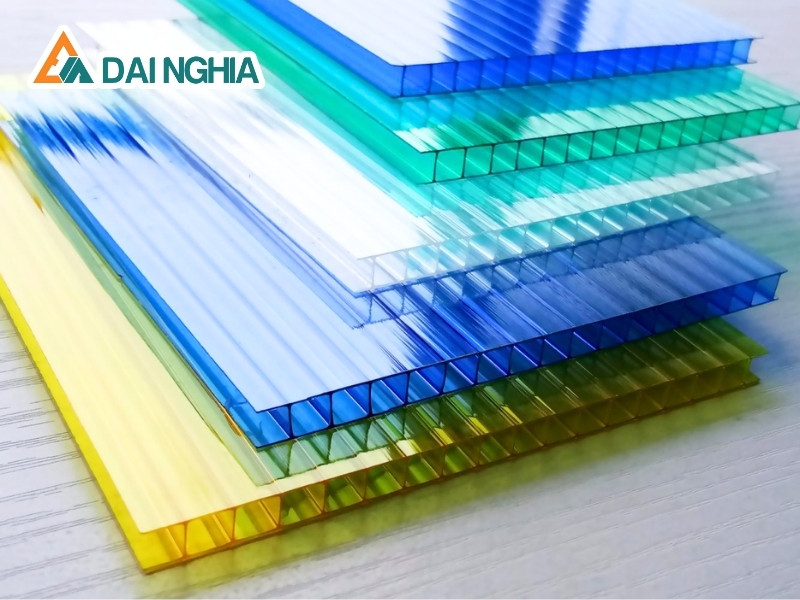 Tấm Poly Rỗng – Cách Nhiệt Vượt Trội Cho Nhà Xưởng Và Kho Bãi