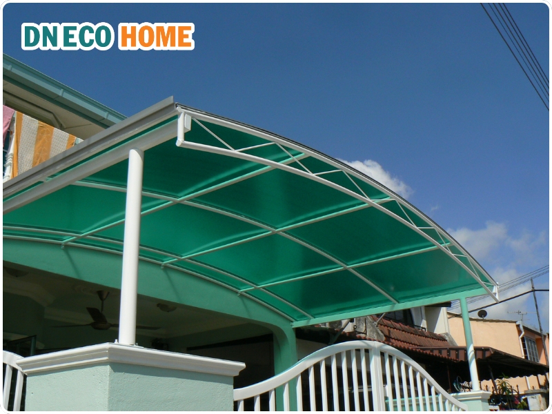 Tấm Polycarbonate vừa che nắng vừa lấy sáng