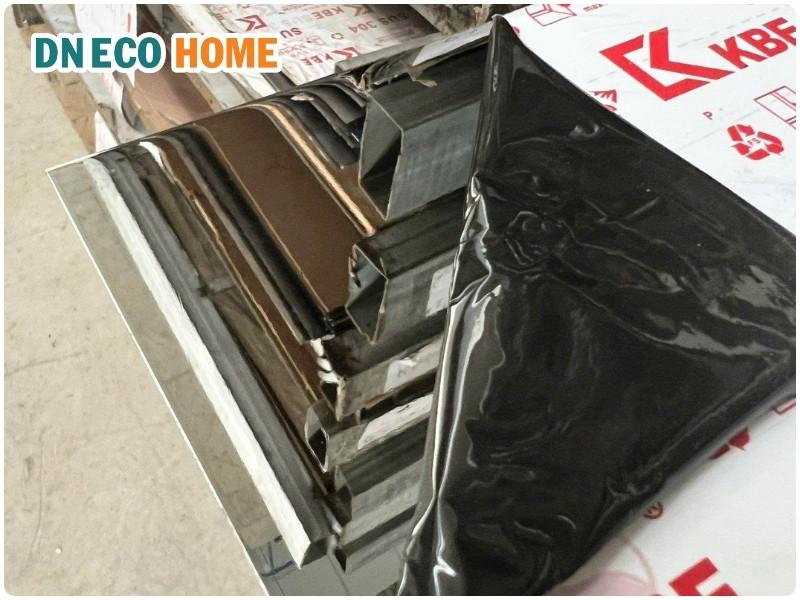 Tấm inox 304 trang trí nhà hàng, khách sạn