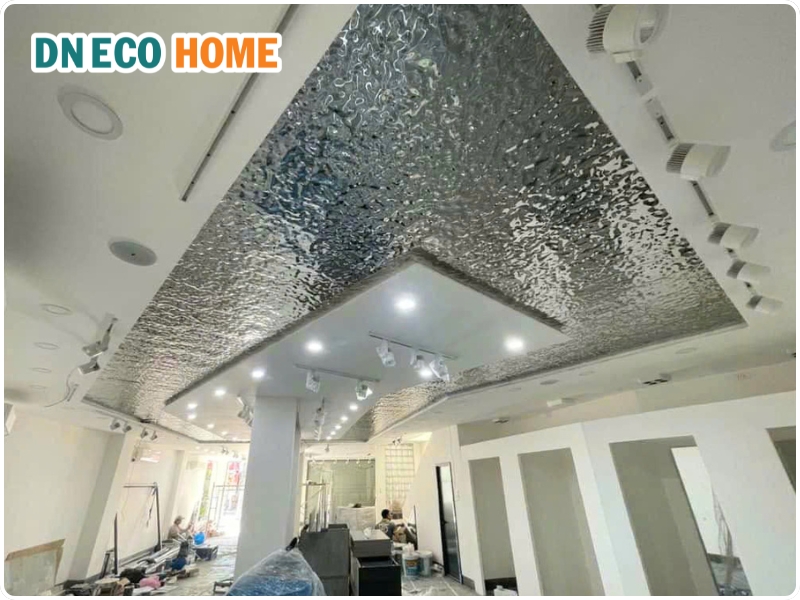 Ứng dụng của inox tấm dày 0.5mm trong trang trí nội thất