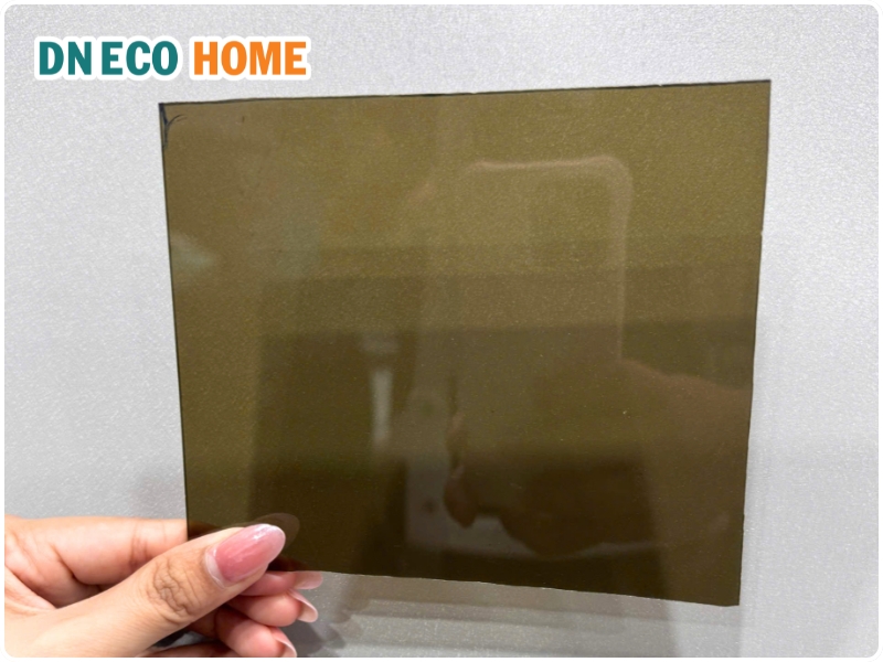 Bảng giá tấm Poly đặc 8mm trà bảo hành 10 năm