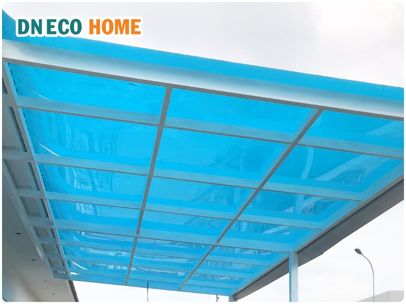 Đặc tính nổi bật của tấm Poly đặc 2.9mm xanh biển