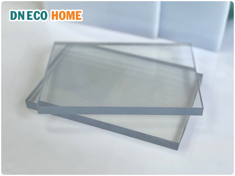 Tấm Poly đặc 5mm trắng trong