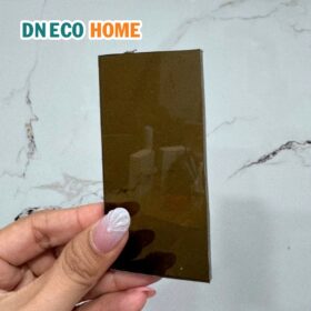 Tấm Poly đặc 6mm trà là gì?